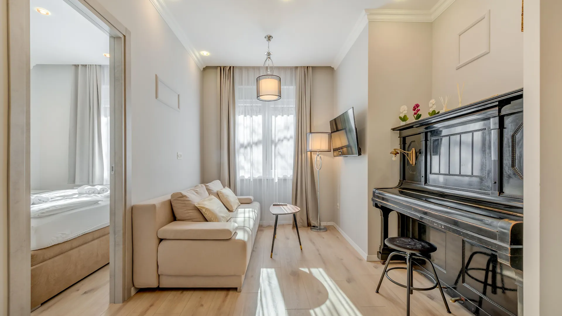 Piano Suites Split